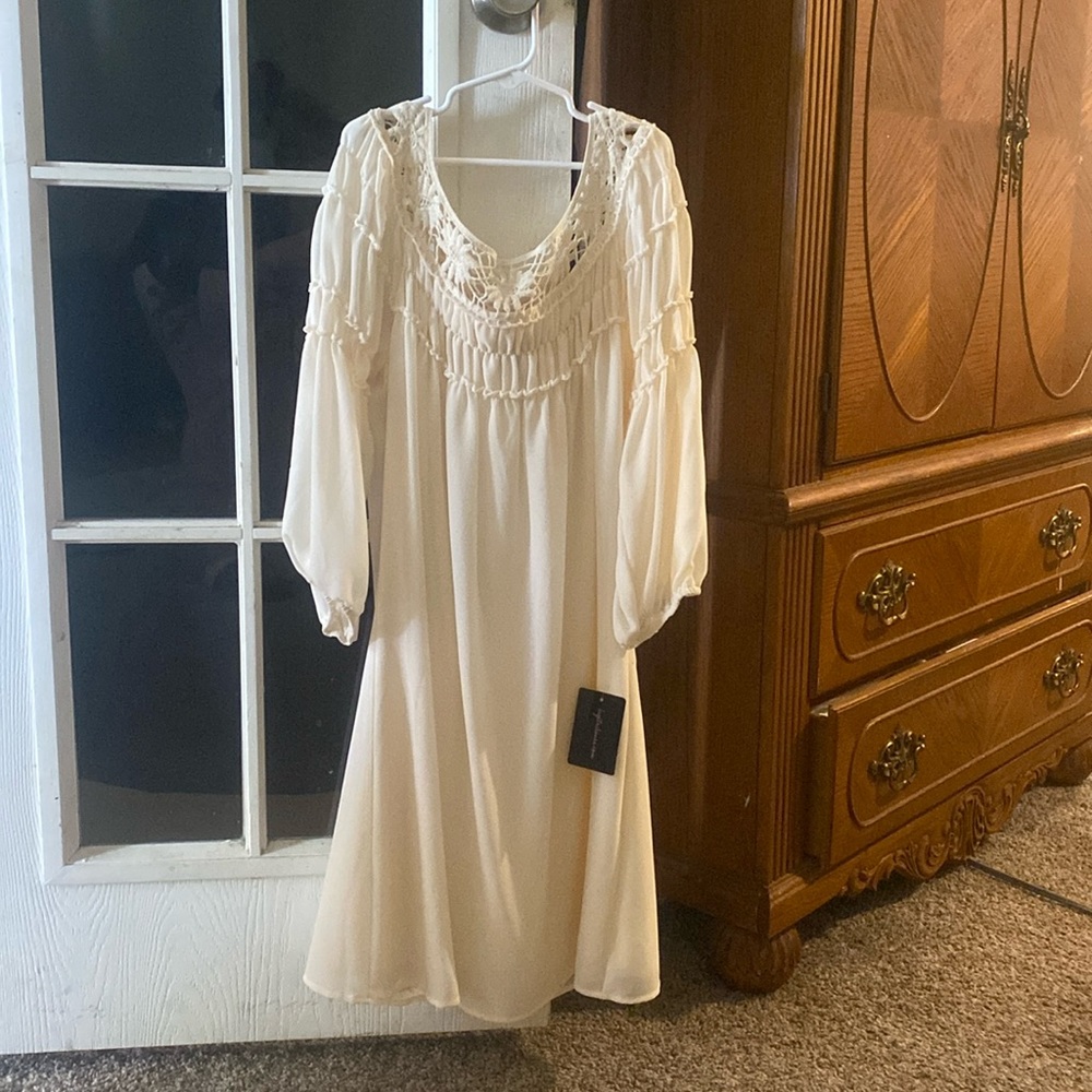 Brand new, never worn size small